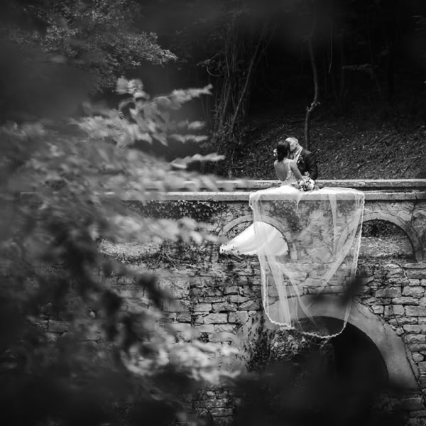 foto in bianco e nero di matrimonio