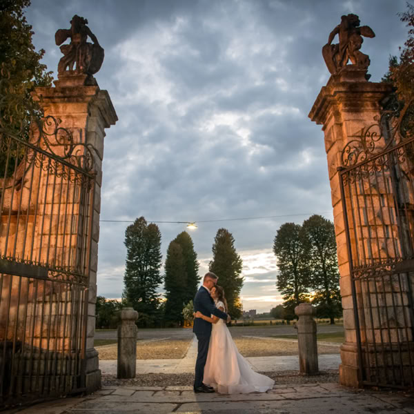 sposi alla Certosa di Pavia